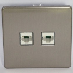 Toma doble RJ45 Cat.6 UTP en acero cepillado – GOVENA Metal Line – otra vista
