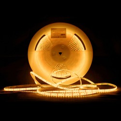 Tira LED silicona Modee DC12V 9,6W/m 120LED/m 8mm IP65 2700K (1080 lm/m) B20